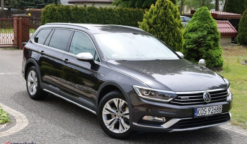 VOLKSWAGEN Passat  | 4×4 (doł. ręcznie) | Automatyczna | 220 KM | Szary full