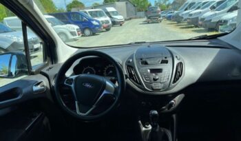 FORD Transit Courier  | FWD (przód) | Manualna | 75 KM | Niebieski full