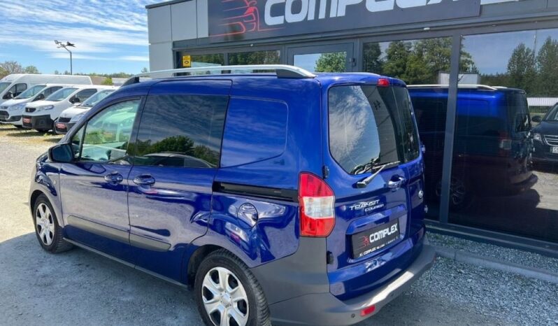 FORD Transit Courier  | FWD (przód) | Manualna | 75 KM | Niebieski full