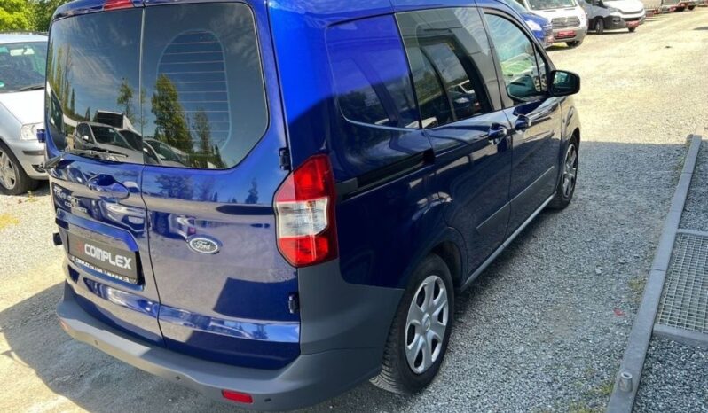 FORD Transit Courier  | FWD (przód) | Manualna | 75 KM | Niebieski full