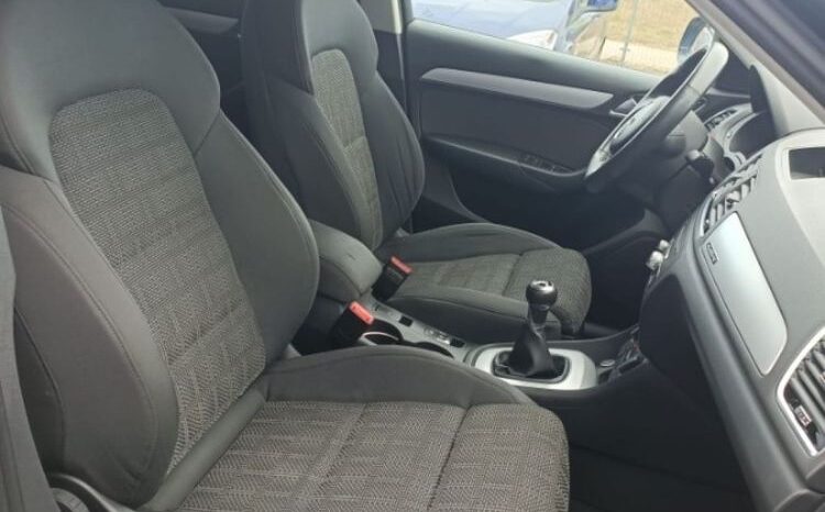 AUDI Q3  | 4×4 (doł. automatycznie) | Manualna | 184 KM | Niebieski full