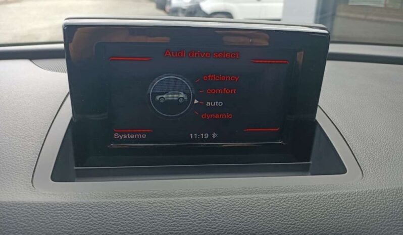 AUDI Q3  | 4×4 (doł. automatycznie) | Manualna | 184 KM | Niebieski full