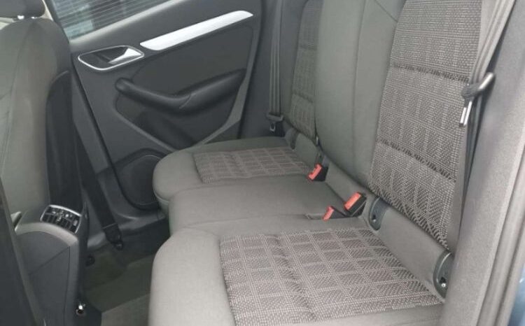 AUDI Q3  | 4×4 (doł. automatycznie) | Manualna | 184 KM | Niebieski full