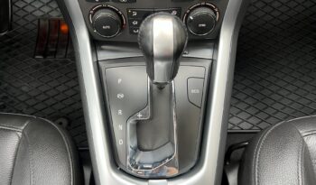 OPEL Antara | 4×4 (doł. automatycznie) | Automatyczna | 184 KM | Bordowy full