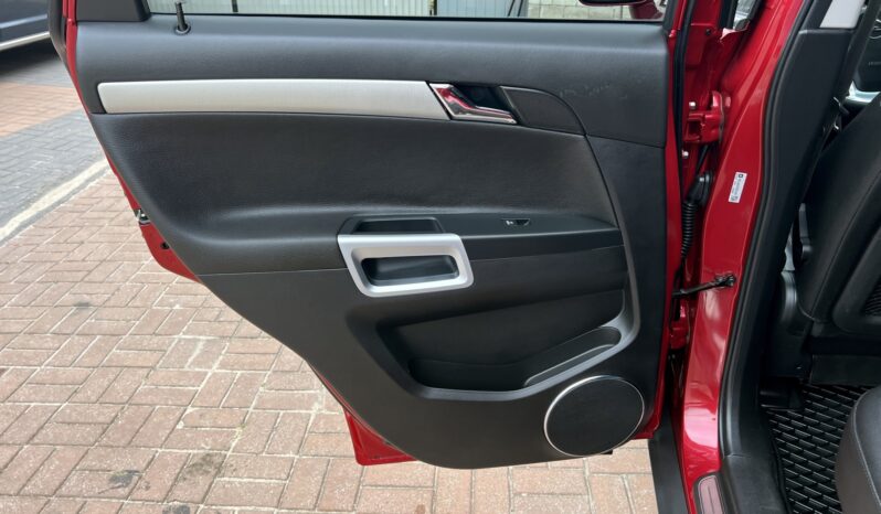 OPEL Antara | 4×4 (doł. automatycznie) | Automatyczna | 184 KM | Bordowy full