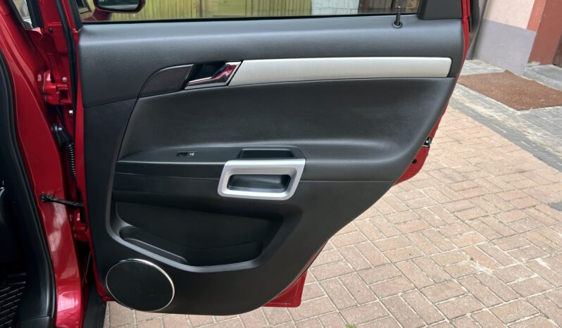OPEL Antara | 4×4 (doł. automatycznie) | Automatyczna | 184 KM | Bordowy full