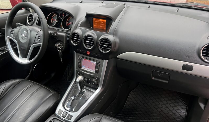 OPEL Antara | 4×4 (doł. automatycznie) | Automatyczna | 184 KM | Bordowy full