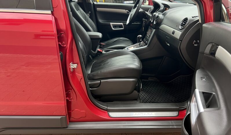 OPEL Antara | 4×4 (doł. automatycznie) | Automatyczna | 184 KM | Bordowy full