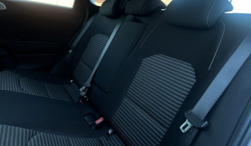 KIA Ceed  | FWD (przód) | Automatyczna | 160 KM | Srebrny full