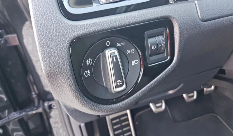 VOLKSWAGEN Golf  | FWD (przód) | Manualna | 150 KM | Szary full
