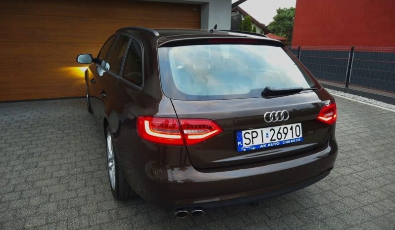 AUDI A4  | FWD (przód) | Manualna | 150 KM | Brązowy full