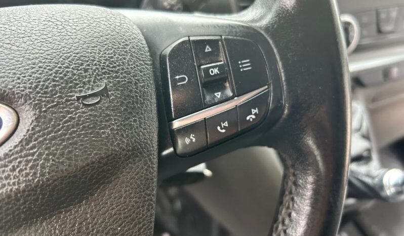 FORD Transit Custom  | FWD (przód) | Manualna | 108 KM | Biały full