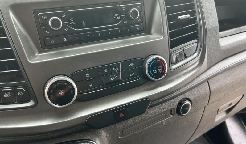 FORD Transit Custom  | FWD (przód) | Manualna | 108 KM | Biały full