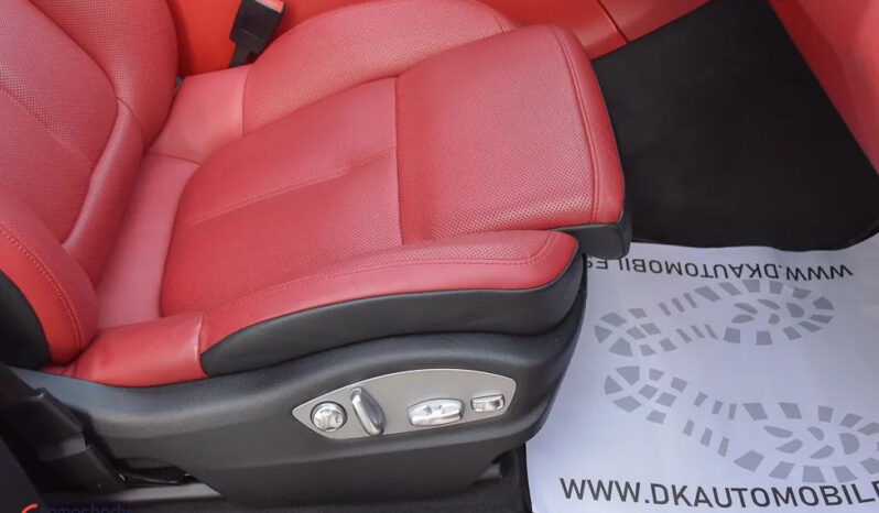 Porsche Macan | 4×4 (stały) | Automatyczna | 252 KM | Czarny full