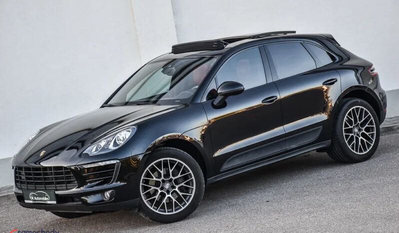 Porsche Macan | 4×4 (stały) | Automatyczna | 252 KM | Czarny full