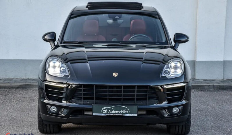 Porsche Macan | 4×4 (stały) | Automatyczna | 252 KM | Czarny full