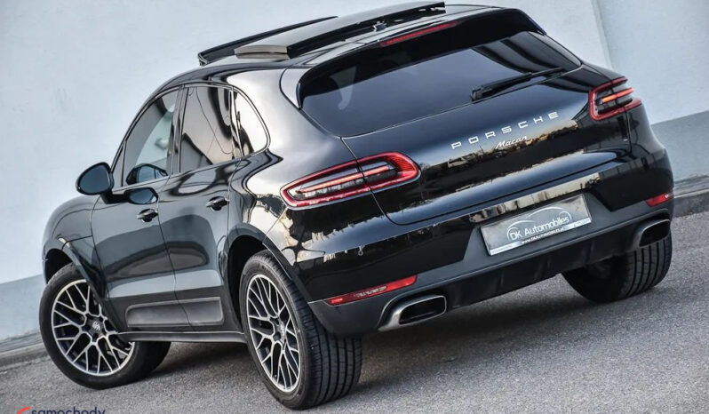 Porsche Macan | 4×4 (stały) | Automatyczna | 252 KM | Czarny full