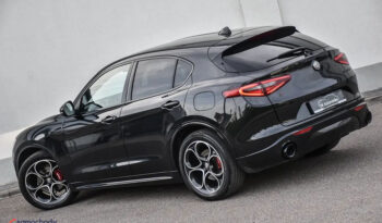 ALFA ROMEO Stelvio  | 4×4 (stały) | Automatyczna | 280 KM | Czarny full