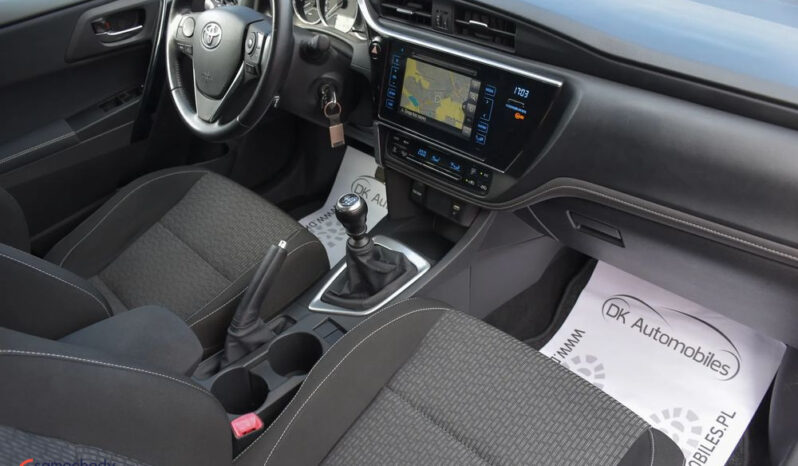 TOYOTA Auris  | FWD (przód) | Manualna | 132 KM | Bordowy full