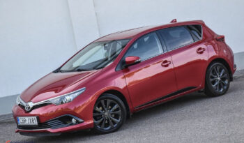 TOYOTA Auris  | FWD (przód) | Manualna | 132 KM | Bordowy full
