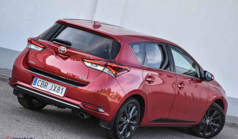 TOYOTA Auris  | FWD (przód) | Manualna | 132 KM | Bordowy full