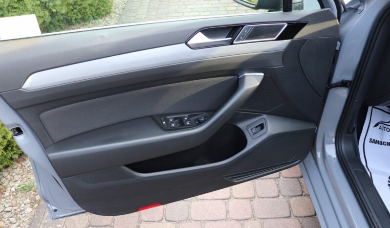 VOLKSWAGEN Passat  | 2021 | 150 KM | 1498cm3 | Szary full