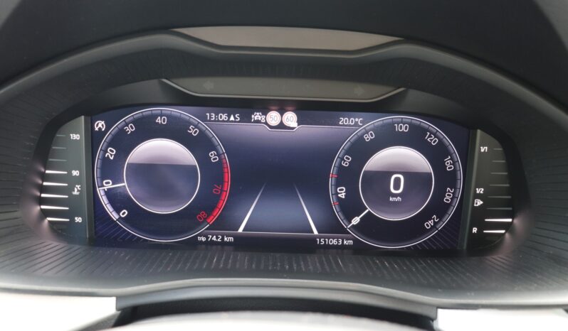 SKODA Kamiq | 2021 | 110 KM | 999cm3 | Srebrny full