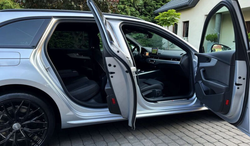 AUDI A4  | FWD (przód) | Automatyczna | 190 KM | Srebrny full