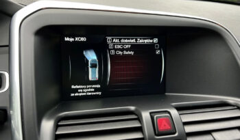 VOLVO XC 60 | FWD (przód) | Automatyczna | 190 KM | Biały full