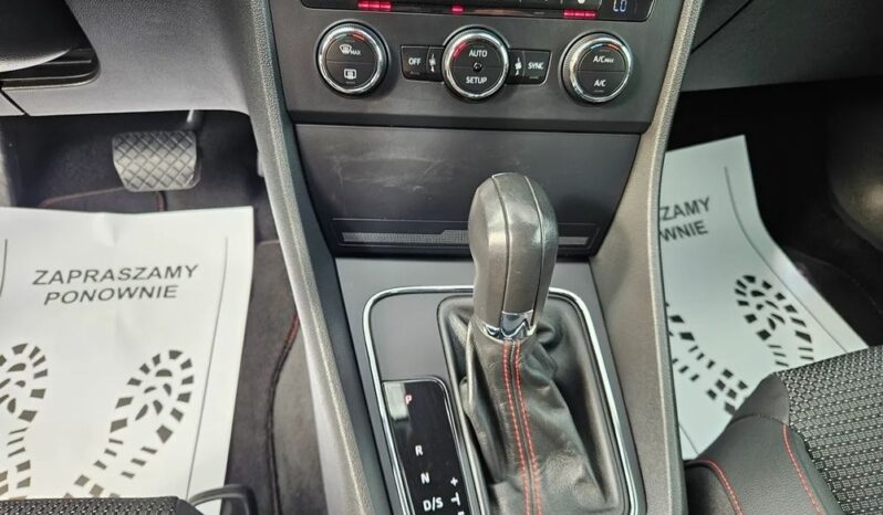 SEAT Leon  | FWD (przód) | Automatyczna | 180 KM | Niebieski full