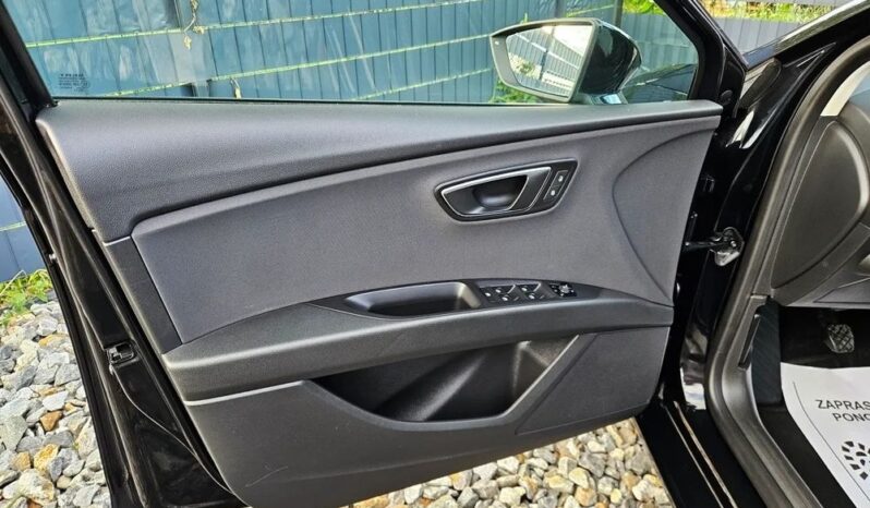 SEAT Leon  | FWD (przód) | Manualna | 122 KM | Czarny full