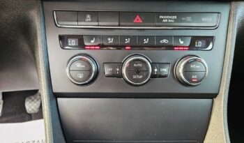 SEAT Leon  | FWD (przód) | Manualna | 122 KM | Czarny full