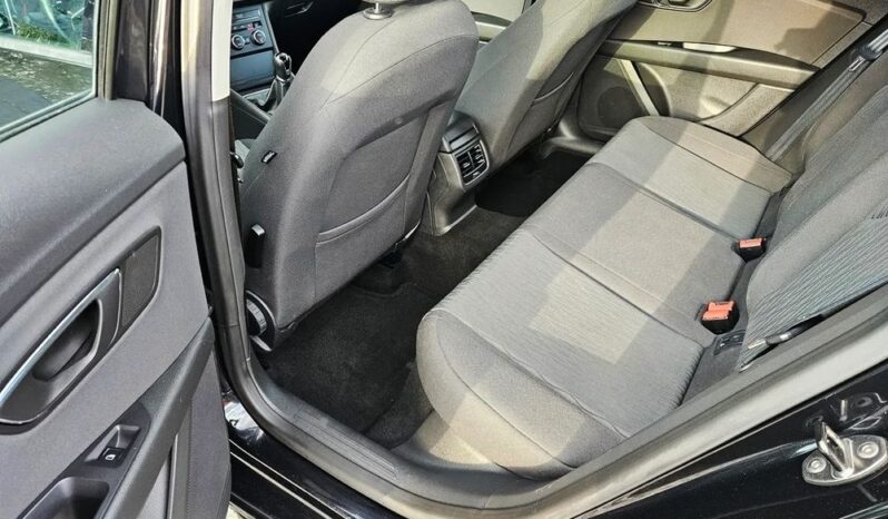 SEAT Leon  | FWD (przód) | Manualna | 122 KM | Czarny full