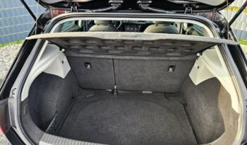 SEAT Leon  | FWD (przód) | Manualna | 122 KM | Czarny full