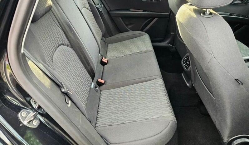 SEAT Leon  | FWD (przód) | Manualna | 122 KM | Czarny full