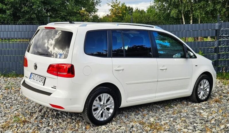 VOLKSWAGEN Touran  | FWD (przód) | Manualna | 105 KM | Biały full