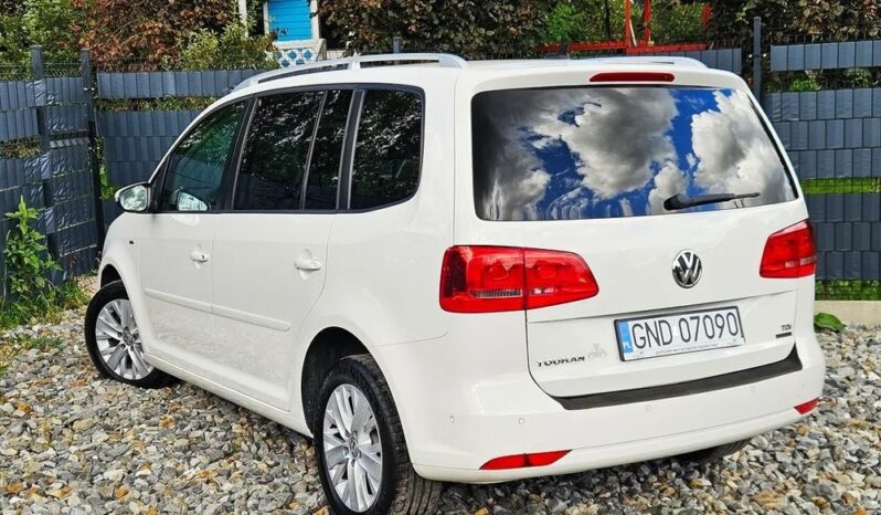 VOLKSWAGEN Touran  | FWD (przód) | Manualna | 105 KM | Biały full
