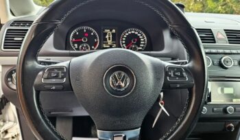 VOLKSWAGEN Touran  | FWD (przód) | Manualna | 105 KM | Biały full