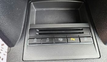 VOLKSWAGEN Touran  | FWD (przód) | Manualna | 105 KM | Biały full