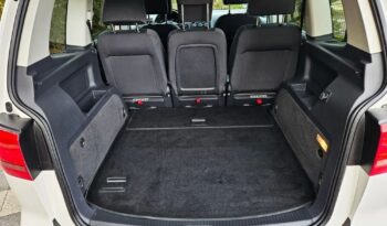 VOLKSWAGEN Touran  | FWD (przód) | Manualna | 105 KM | Biały full