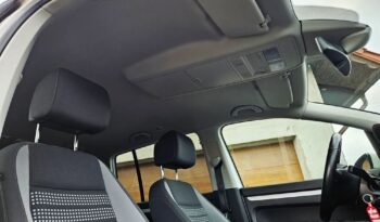 VOLKSWAGEN Touran  | FWD (przód) | Manualna | 105 KM | Biały full