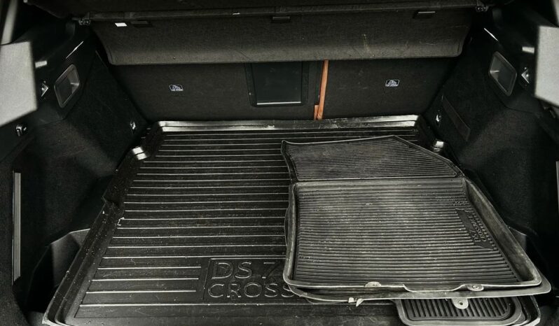 DS Automobiles DS 7 Crossback | FWD (przód) | Automatyczna | 225 KM | Czarny full
