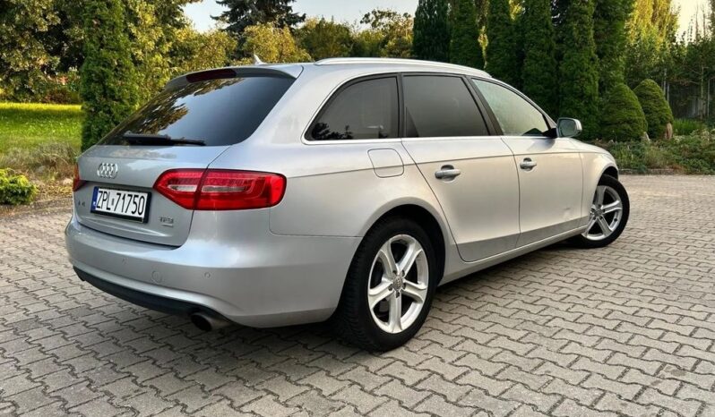 AUDI A4  | FWD (przód) | Automatyczna | 170 KM | Srebrny full