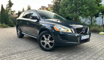 Volvo Xc 60 | Fwd (Przód) | Automatyczna | 203 Km | Szary