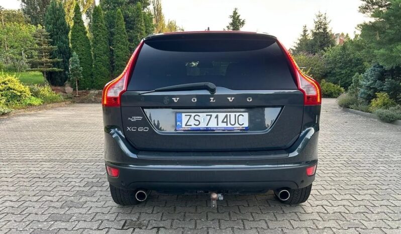 VOLVO XC 60 | FWD (przód) | Automatyczna | 203 KM | Szary full