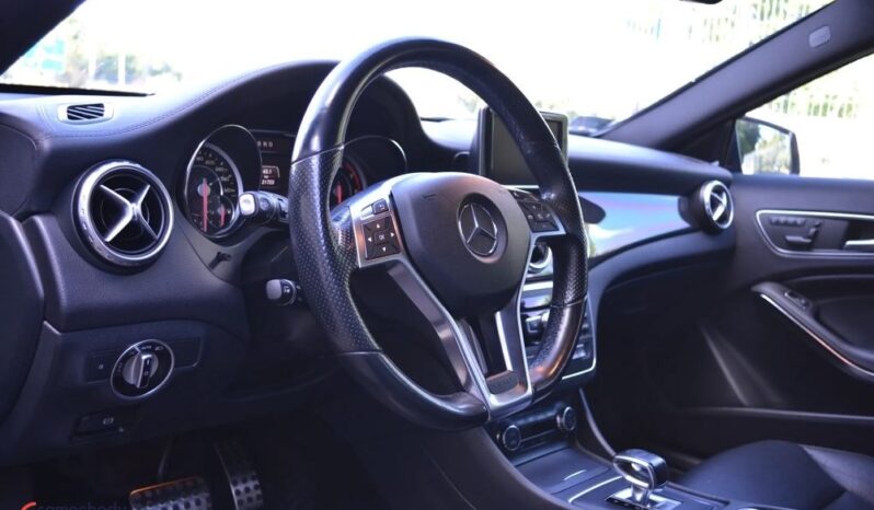 MERCEDES-BENZ GLA  | 4×4 (stały) | Automatyczna | 381 KM | Czarny full