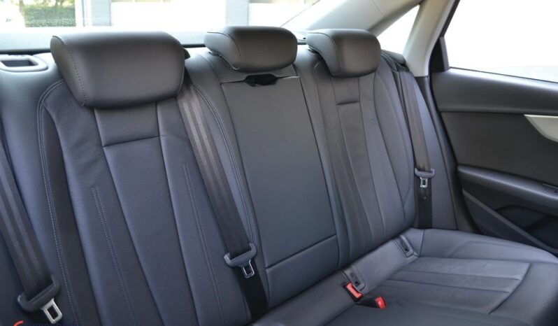 AUDI A4  | FWD (przód) | Automatyczna | 150 KM | Czarny full