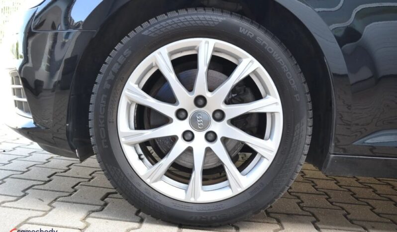AUDI A4  | FWD (przód) | Automatyczna | 150 KM | Czarny full