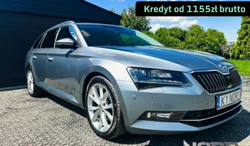 Skoda Superb  | 4X4 (Stały) | Automatyczna | 190 Km | Srebrny