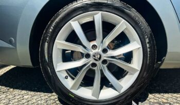 SKODA Superb  | 4×4 (stały) | Automatyczna | 190 KM | Srebrny full